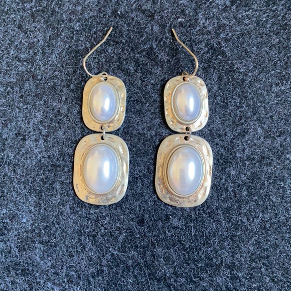 Pearl dangle earrings - Picture 1 of 5